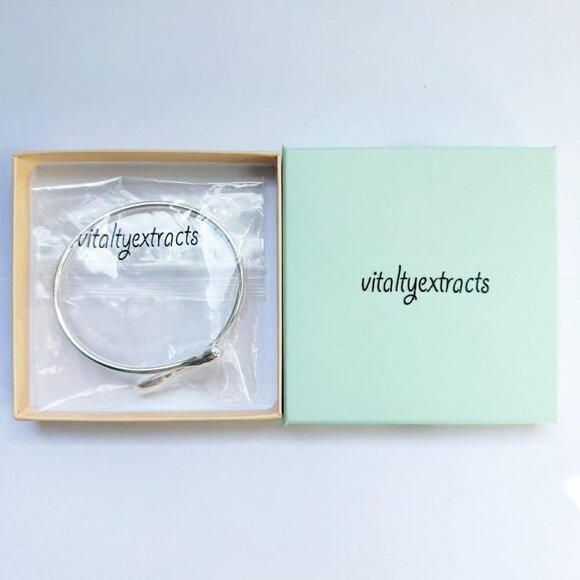 Silver Plated Bracelet Shining Bangle Bracelets Silver - Picture 6 of 7